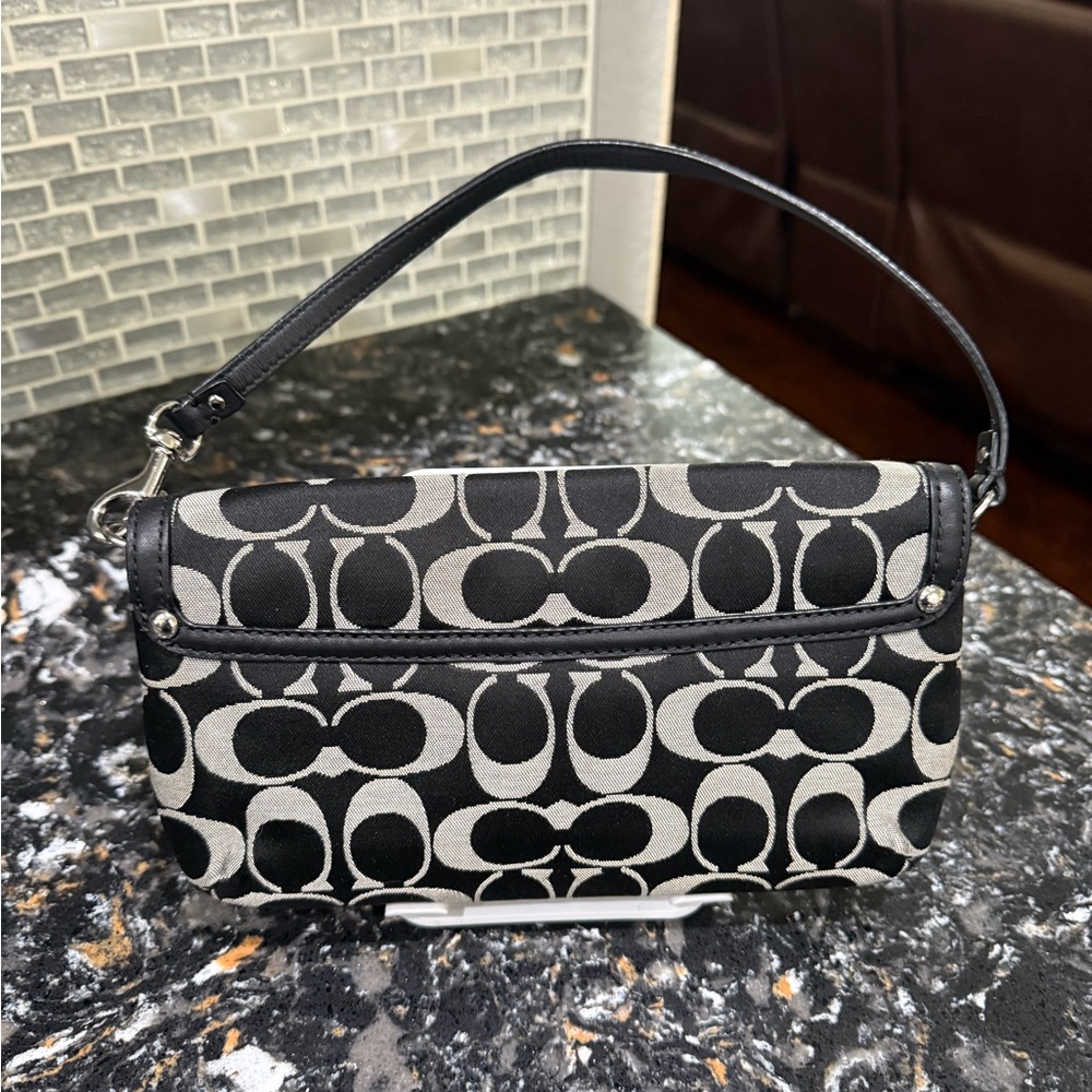 Coach Kristin Signature Large Wristlet with Silver Hardware - Picture 2 of 5